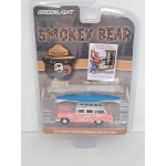 Greenlight 1:64 Chevrolet Two-Ten Townsman 1955 with Roof Rack & Canoe